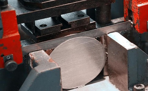 绥化影响双金属带锯条使用寿命的主要因素有哪些？